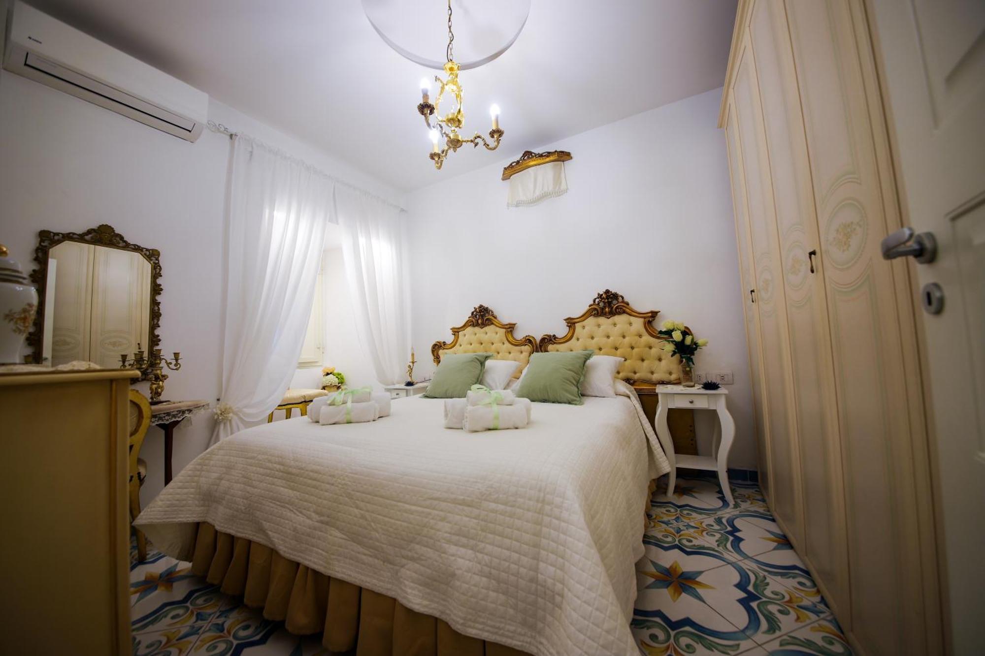 Giallo Napoletano Home Nápoly Kültér fotó