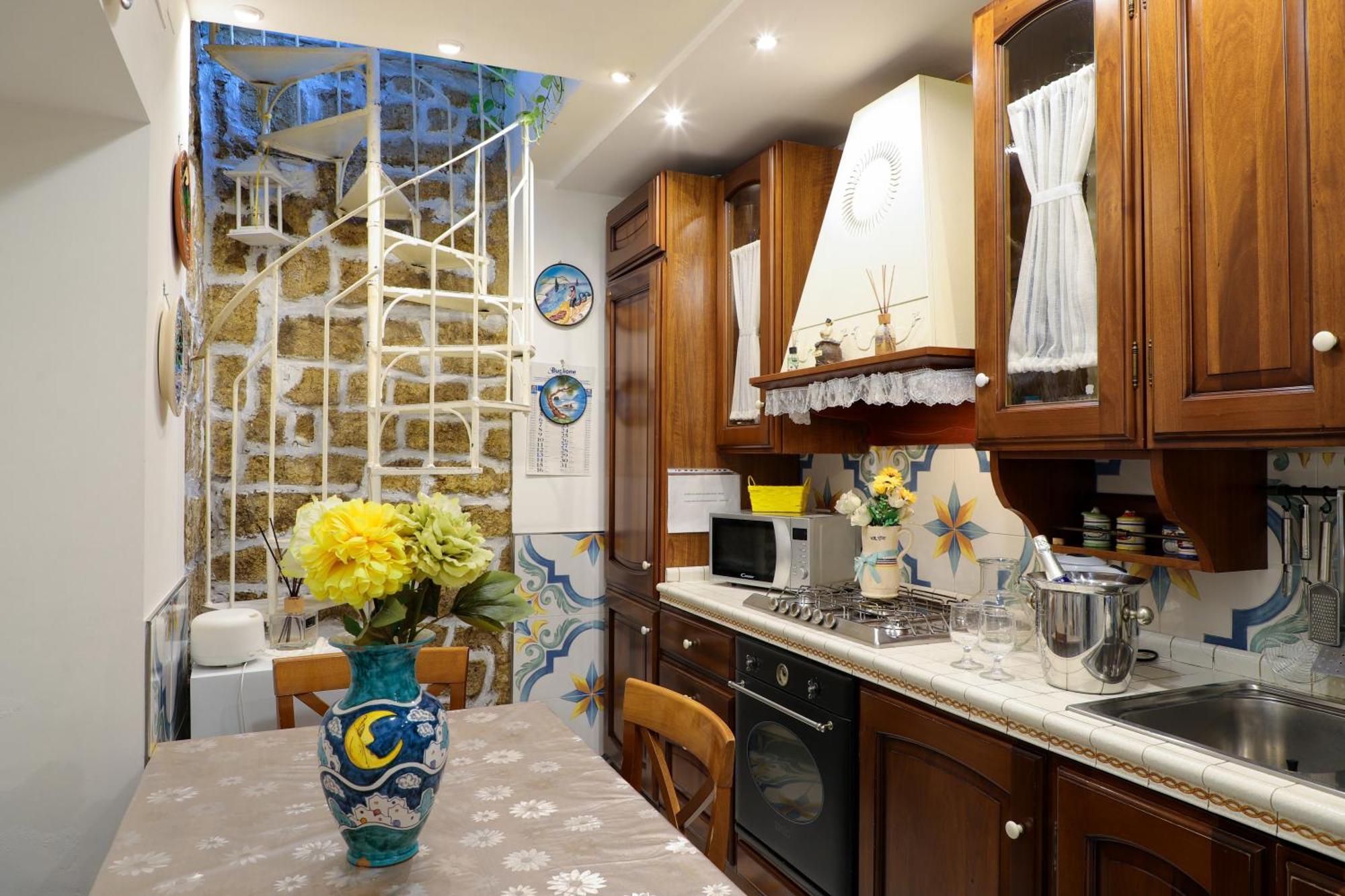Giallo Napoletano Home Nápoly Kültér fotó